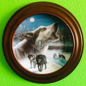 The Bradford Exchange “Midnight Harmony” Porcelain Wolf Plate 1996